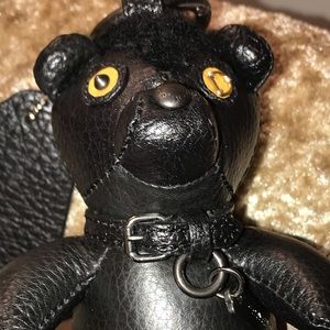 Limited Edition! Coach Bear bag charm 🖤💛